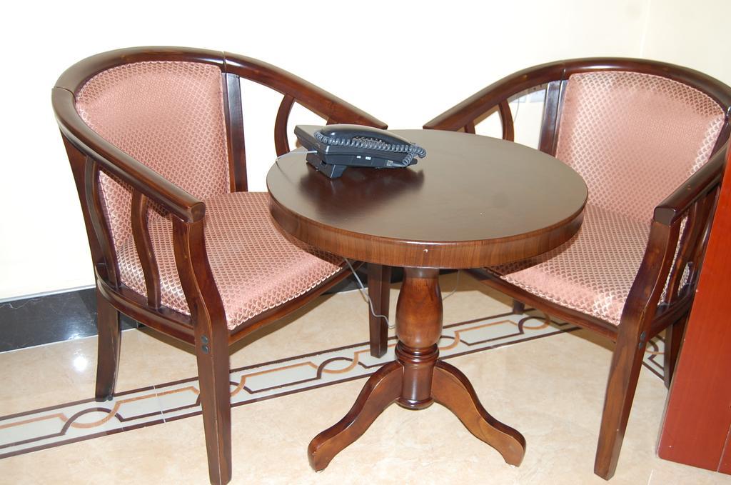 Lantana Hotel Dar es Salaam Esterno foto
